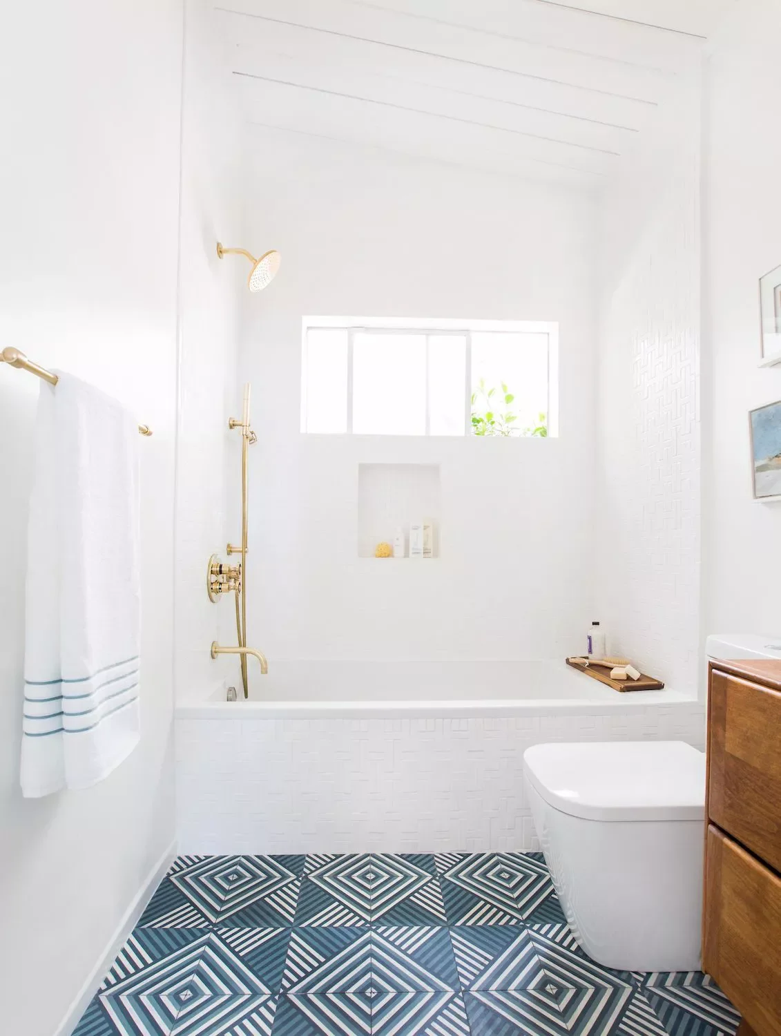 30+ Stunning Bathroom Floor Tile Ideas to Transform Your Space 3D Geometric Floor Tile