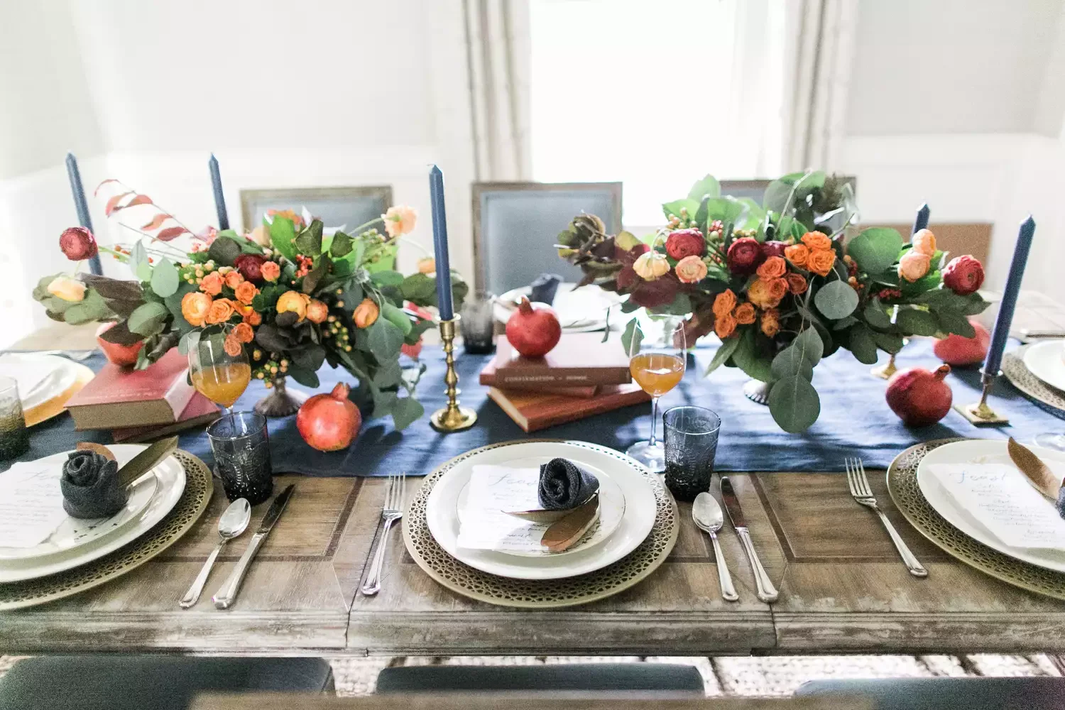 29 Stunning Fall Centerpiece Ideas to Transform Your Seasonal Table 23 A Blue Fall Centerpiece