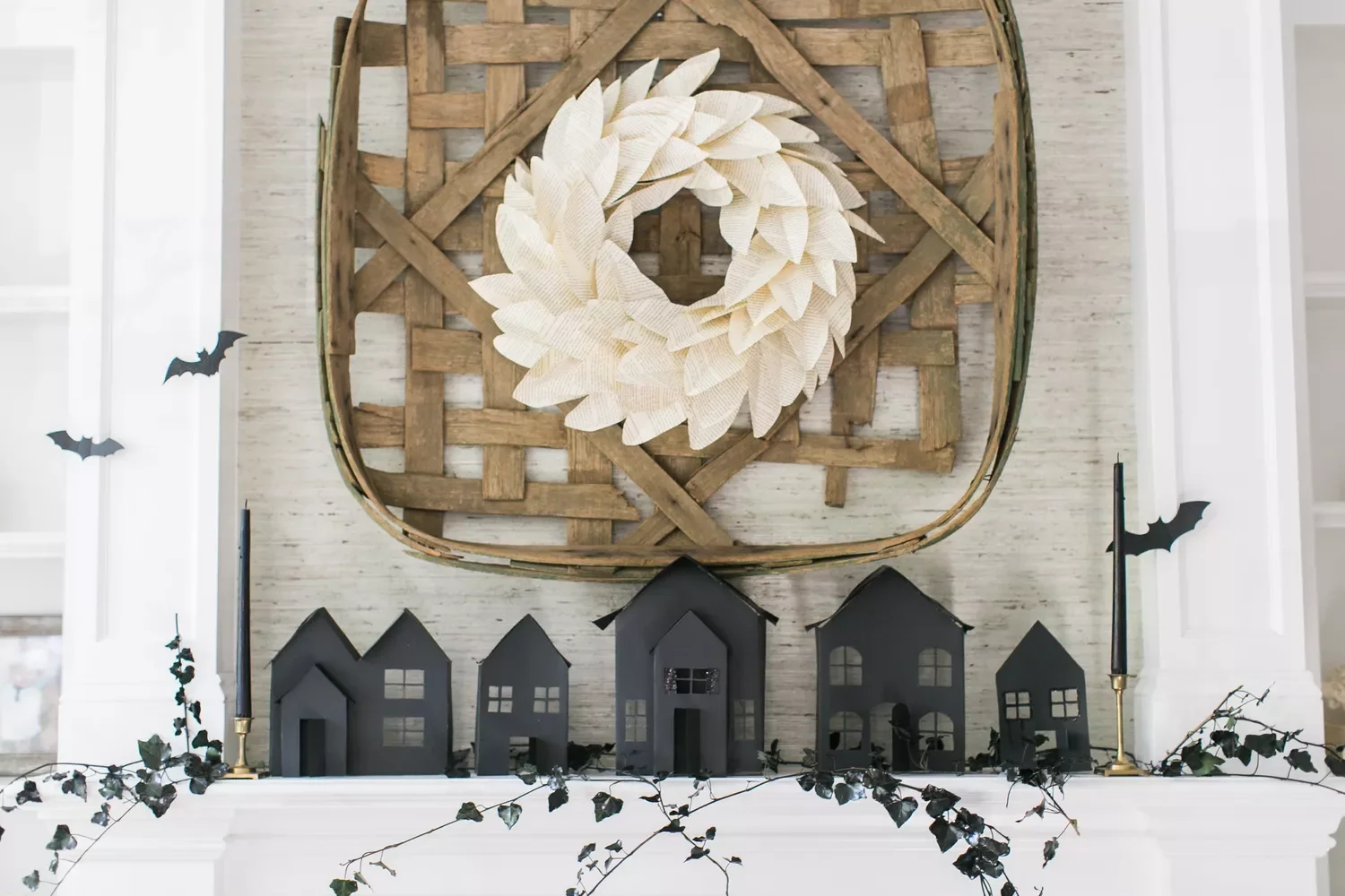 28 Creative Halloween Decorating Ideas You'll Want to Try Right Now 4 A Creepy-Chic Village