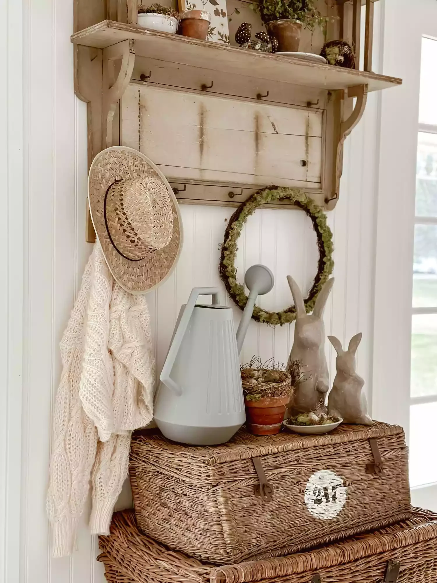 25 Beautiful Summer Wreath Ideas to Brighten Your Front Door 2 A DIY Moss Wreath