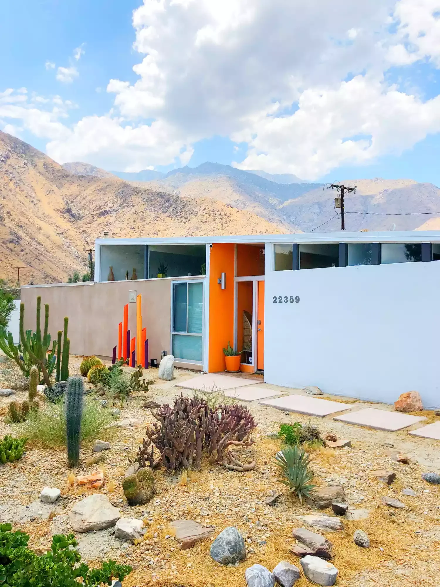 24 Stunning Rock Landscaping Ideas to Transform Your Front Yard A Desert Front Garden