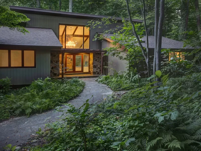 82 Stunning Front Yard Landscaping Ideas to Transform Your Home's Curb Appeal This Spring A Fairy-Tale Forest Setting
