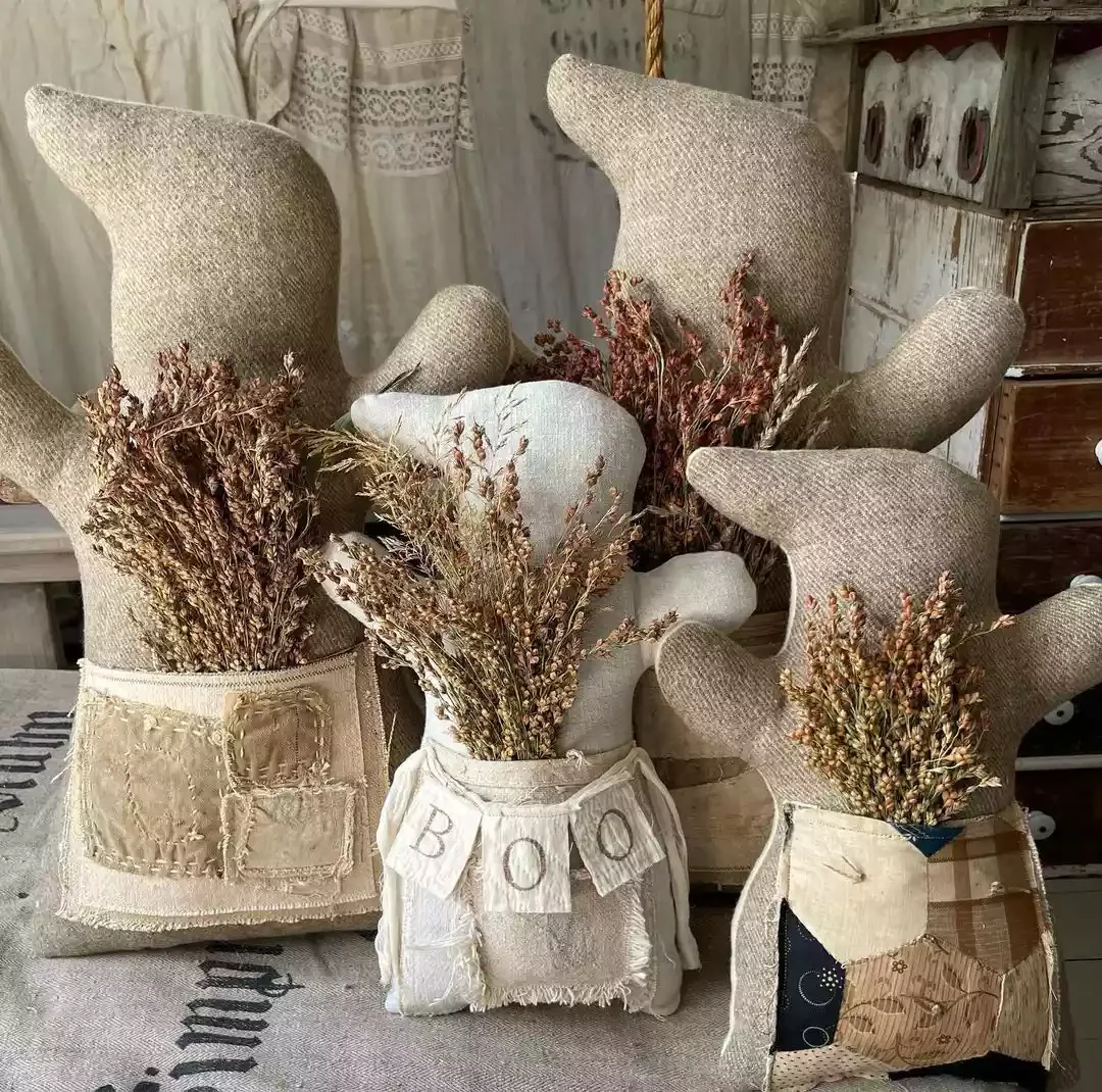 50 Stunning Fall Decorating Ideas That'll Make Your Home Feel Like Autumn Magic 9 A Ghoulish Craft