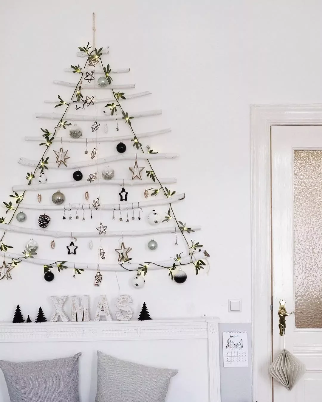 43 DIY Christmas Tree Ideas That Will Wow Your Holiday Guests A Hanging White Tree