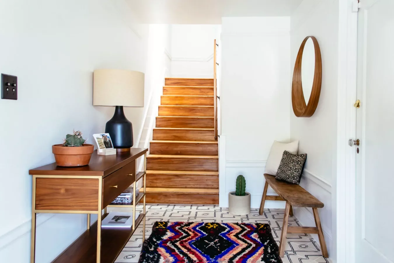 22 Breathtaking Entryway Designs That Create Stunning First Impressions 15 A Modern Entryway That Will Inspire You to Be Tidy