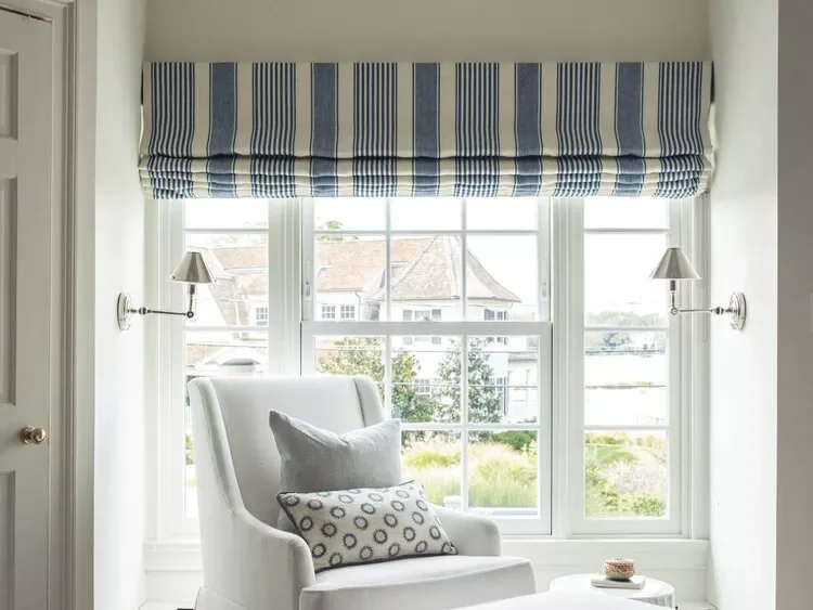 22 Creative Bay Window Dressing Ideas That Will Transform Your Space 11 A Single Roman Shade