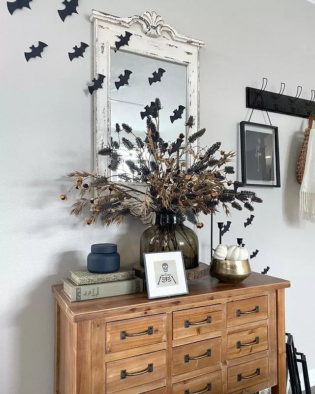 33 Stunning Fall Entryway Ideas That Transform Your Home for Autumn 22 Accent With Bats