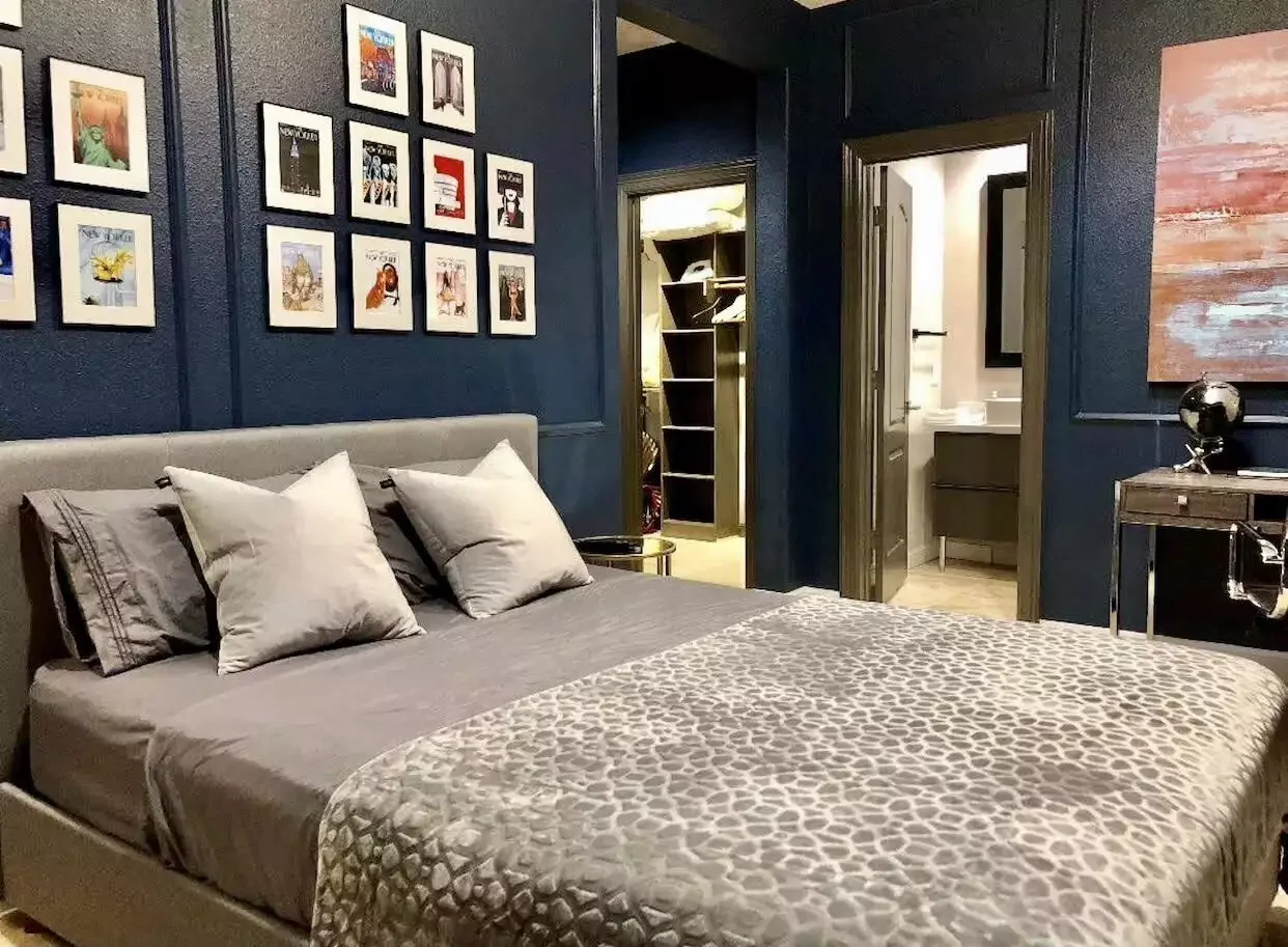 45 Bedroom Office Ideas to Perfect Your Work-Life Balance 41 Accent With Color
