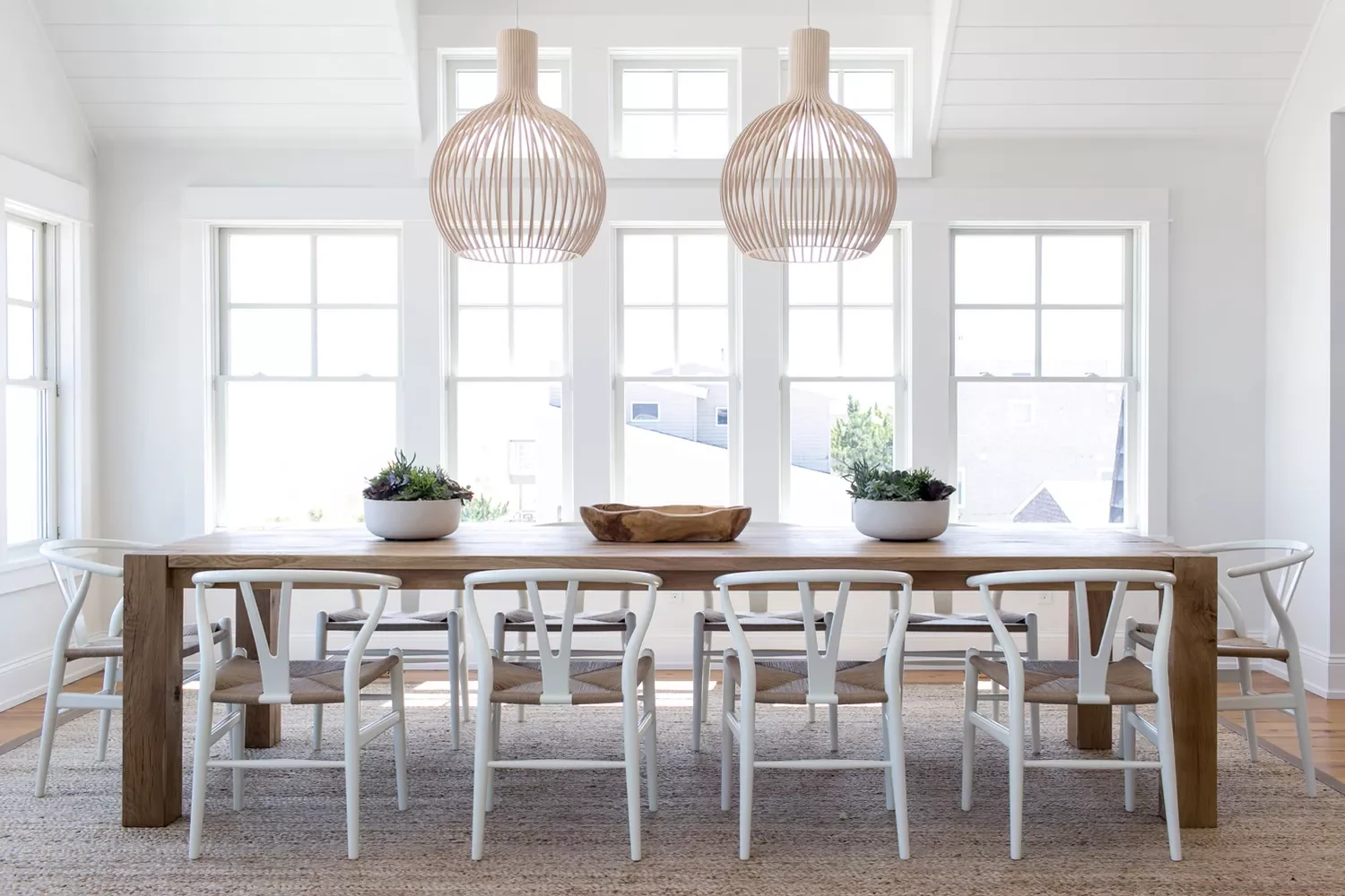 98 Stunning Dining Room Ideas to Transform Your Entertainment Space Add Airy Light Fixtures