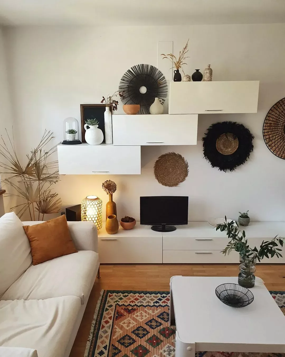 12 Beautiful Ways to Design a Cozy Minimalist Living Room 13 Add Bohemian Design Flair