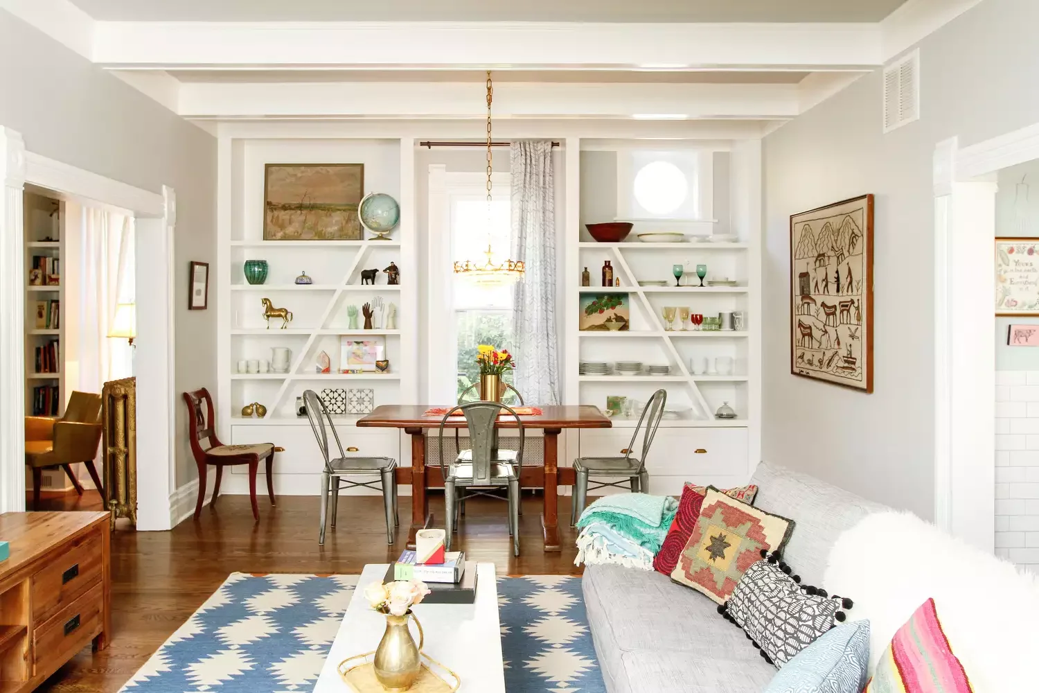 35 Brilliant Open Floor Plan Design Ideas That Create Amazing Flow 19 Add Built-In Shelving