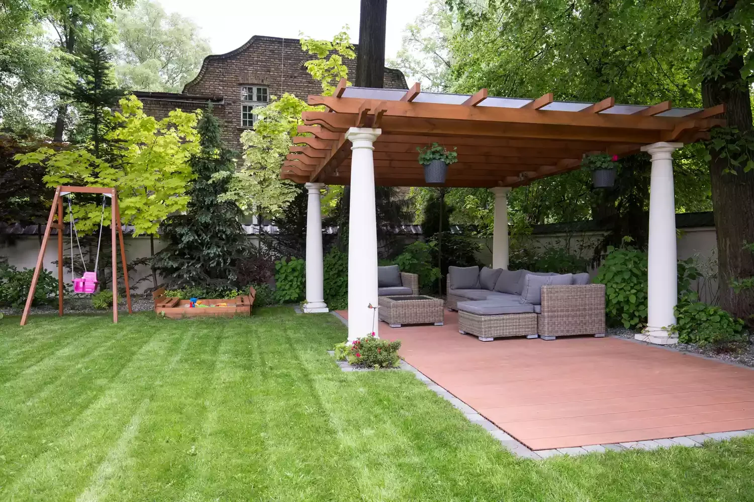 15 Beautiful Floating Deck Designs That Transform Any Outdoor Space 12 Add Columns