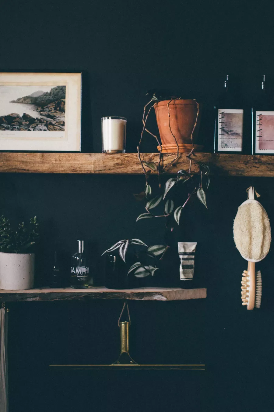 45 Shelf Styling Ideas That'll Transform Your Space Like a Design Pro 19 Add Contrast