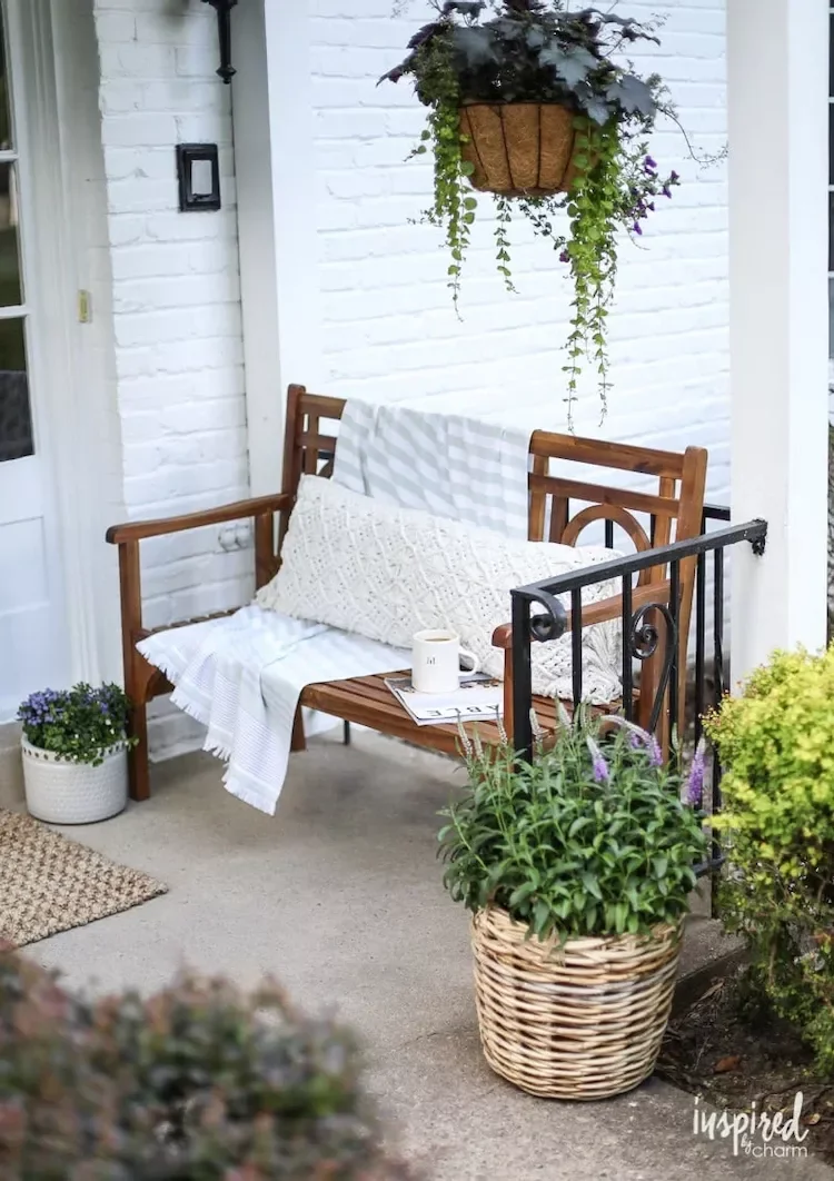 62 Warm and Inviting Front Porch Design Ideas That Welcome Everyone Home 47 Add Cozy Accessories