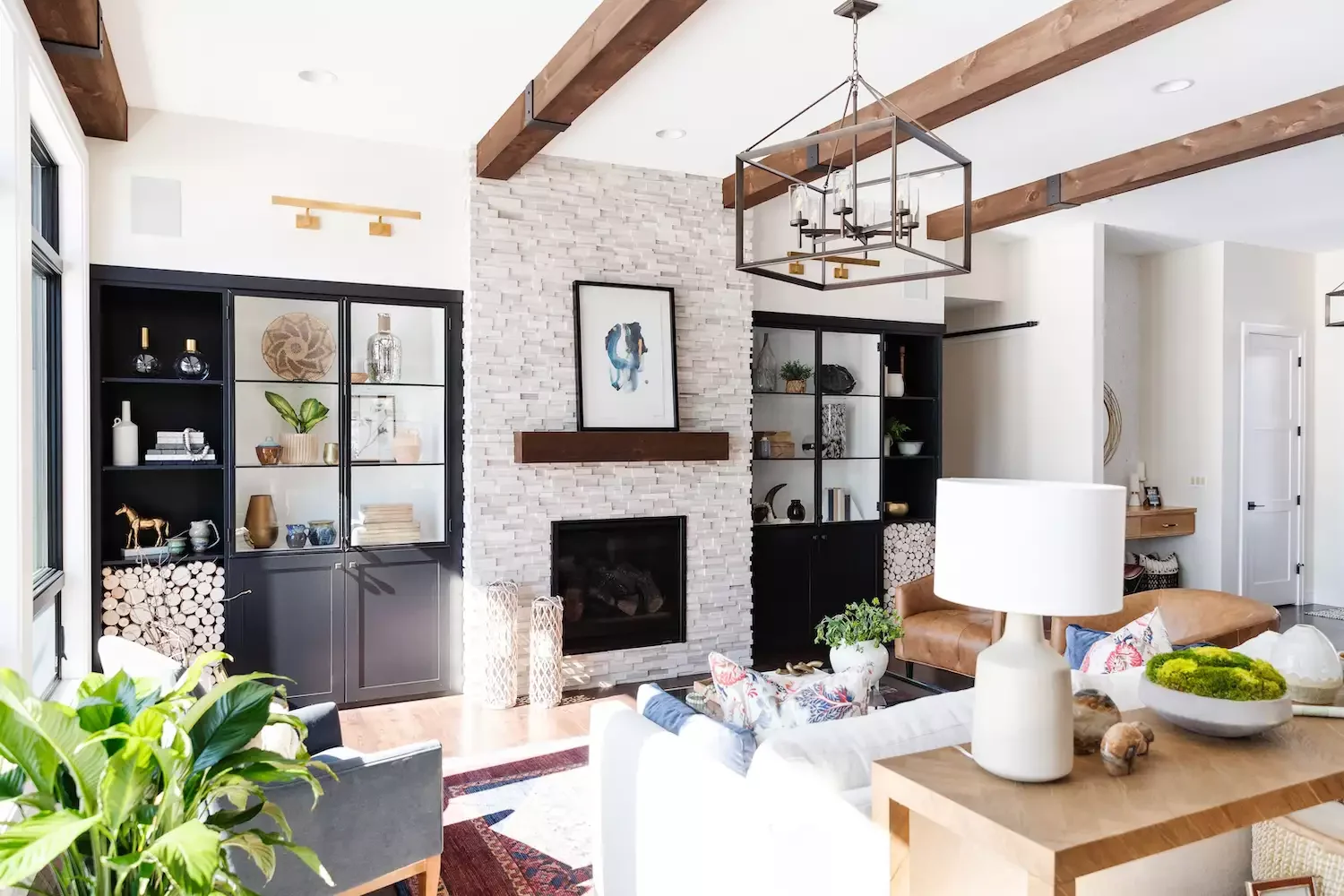 45 Modern Rustic Living Room Ideas That Will Transform Your Space 27 Add Decorative Wood Beams