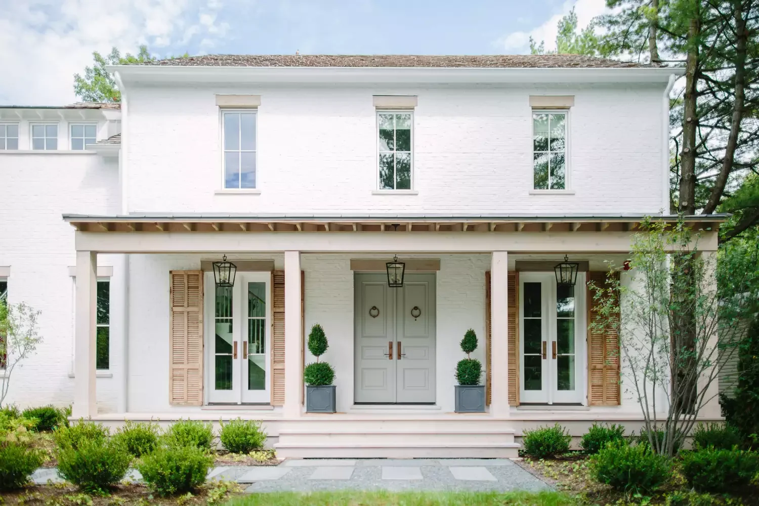 39 Stunning Front Door Decor Ideas to Welcome Every Season Add Door Knockers