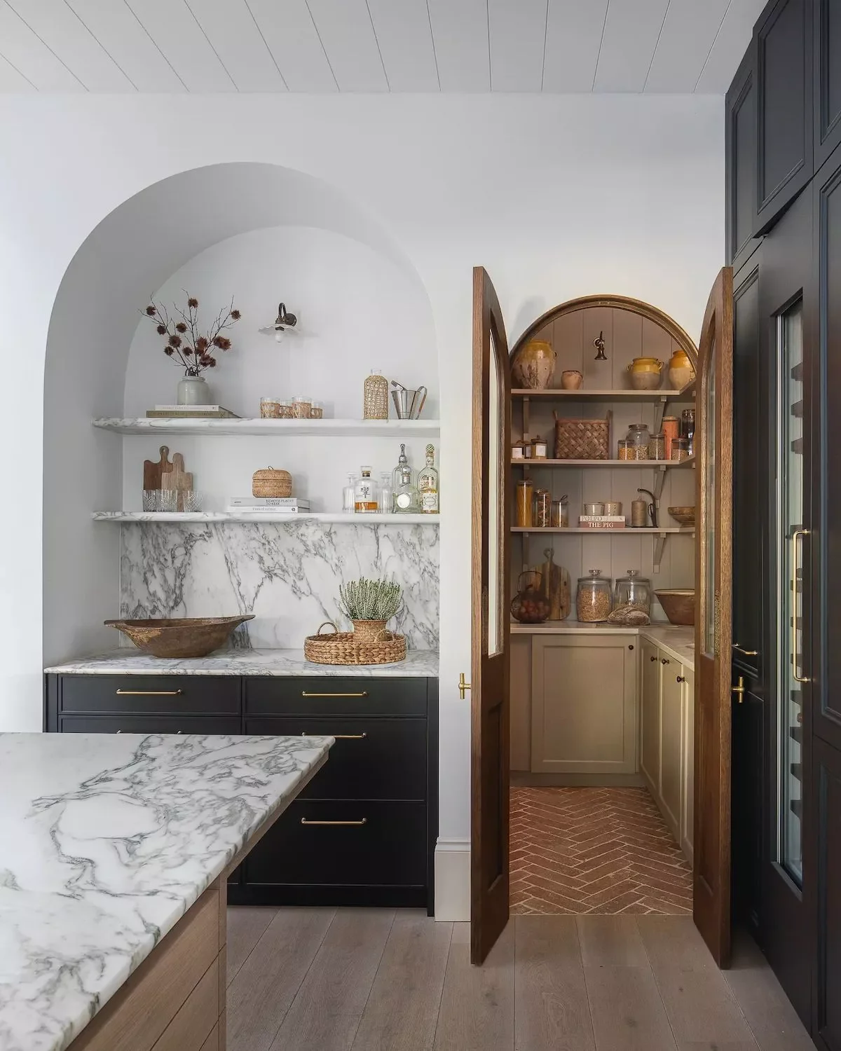 37 Brilliant Pantry Storage Solutions That Make Organization Look Effortless Add Double Doors