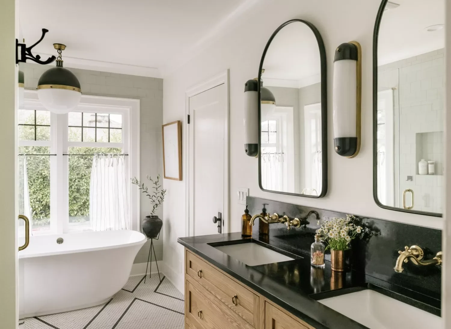 28 Rustic Curtain Ideas to Transform Your Home with Farmhouse Style 10 Add Elegance to the Bathroom