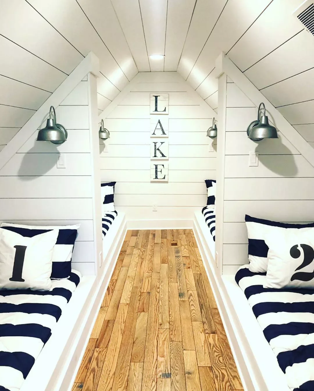 10 Stunning Lake House Decorating Ideas to Transform Your Waterfront Retreat 10 Add Extra Beds for Guests