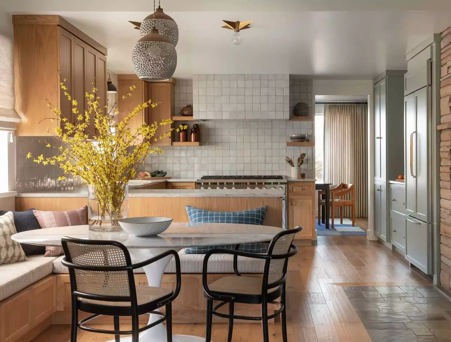 65 Cozy Fall Decorating Ideas to Transform Your Home This Autumn 18 Add Forsythia Branches