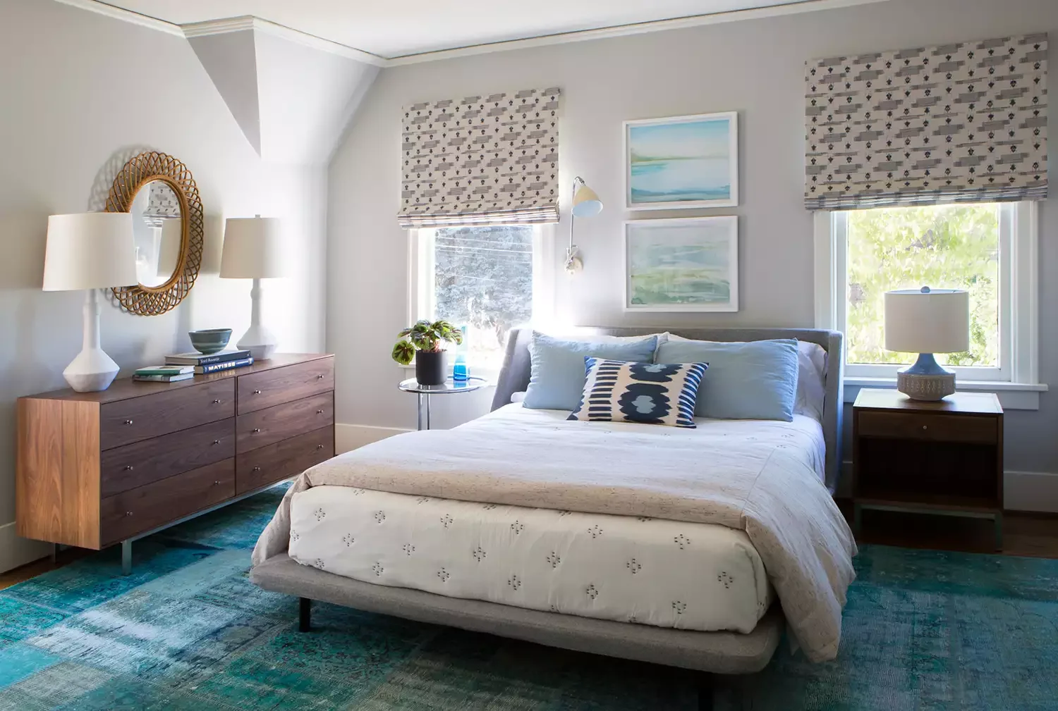 45 Cozy Bedroom Ideas That Will Transform Your Space Into a Dreamy Retreat 6 Add Midcentury Touches
