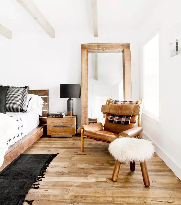 40 Effortless Modern Fall Decorating Ideas That Feel Just Right 1 Add Plaid Accents