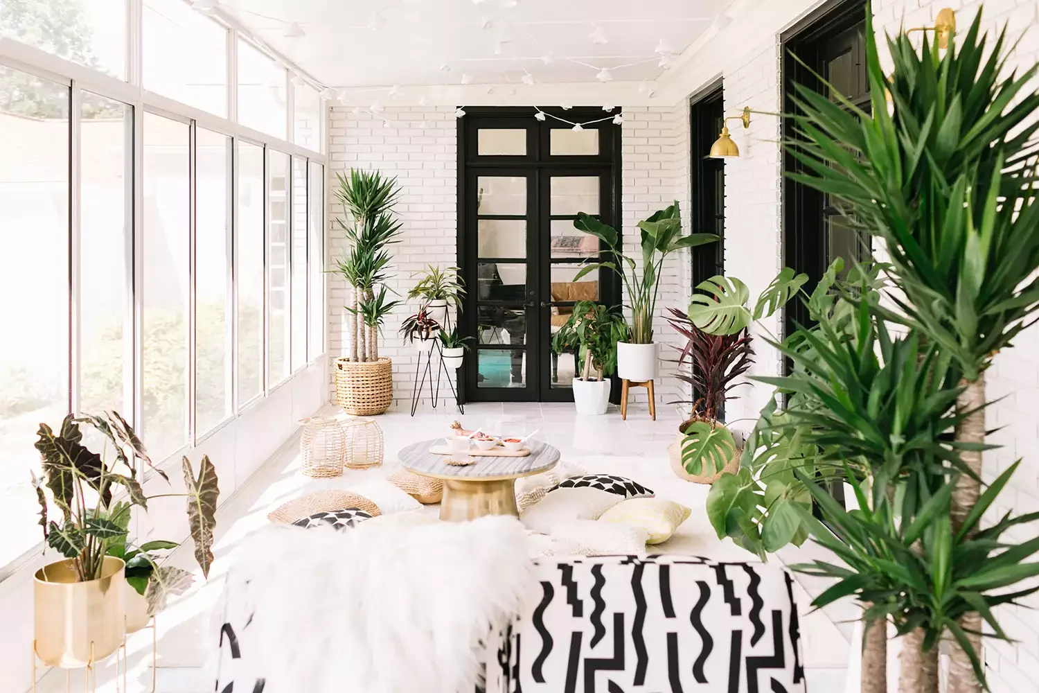 62 Stunning Screen Porch Ideas to Create the Perfect Indoor-Outdoor Retreat Add Porch Floor Seating