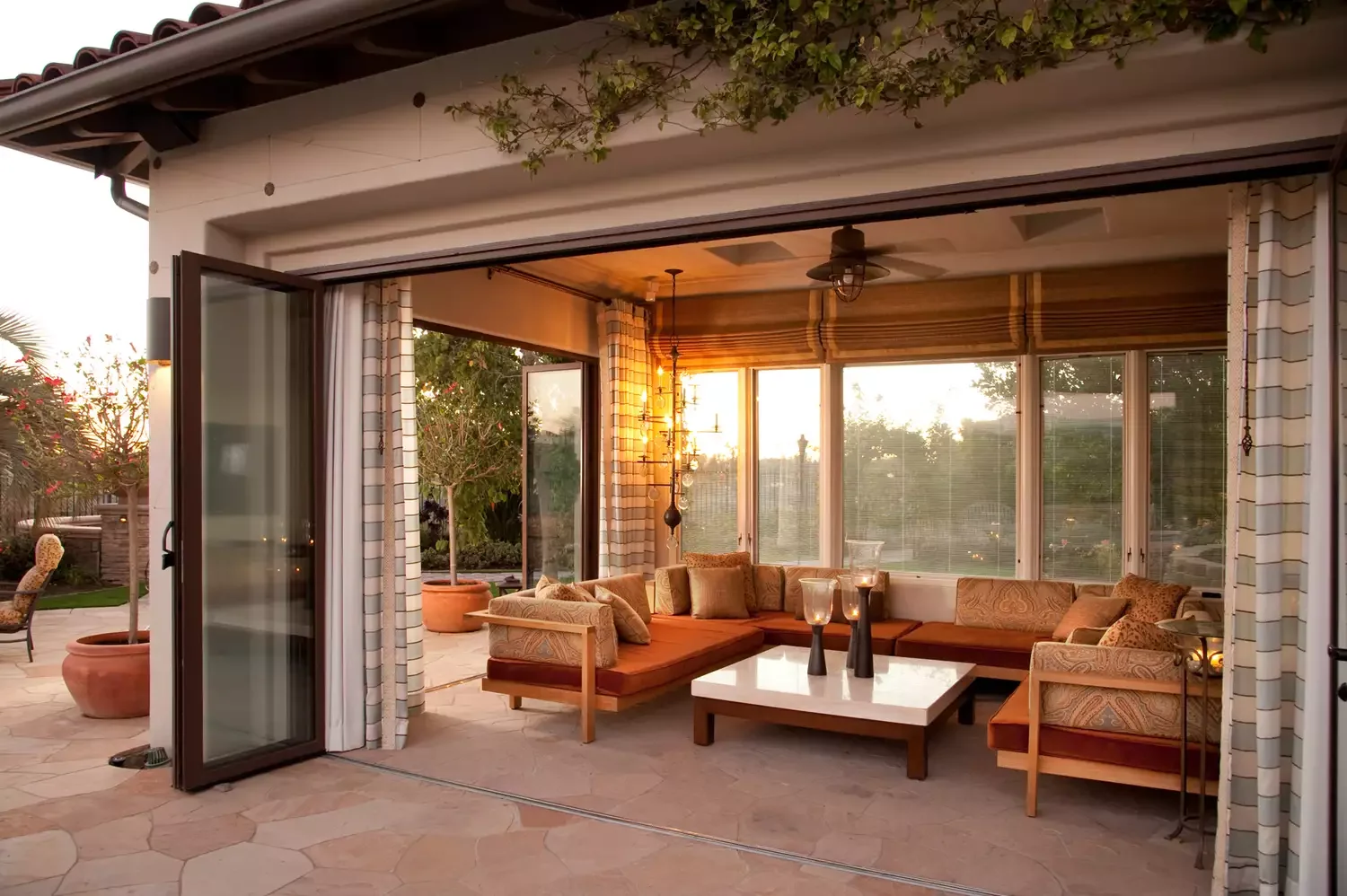 62 Stunning Screen Porch Ideas to Create the Perfect Indoor-Outdoor Retreat Add Screen Porch Shades