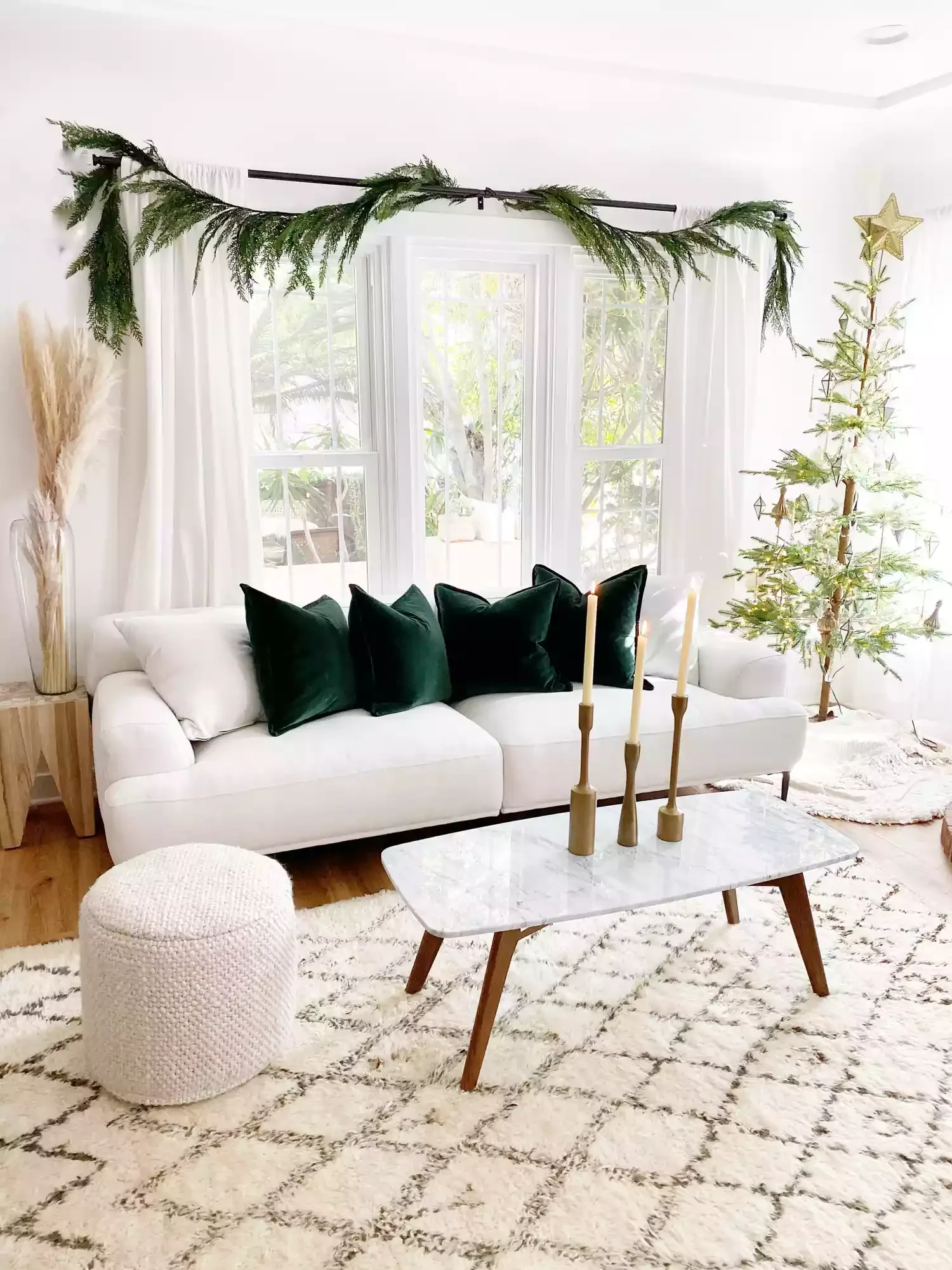 25 Stunning White Living Room Ideas That Transform Your Space 14 Add Seasonal Decor