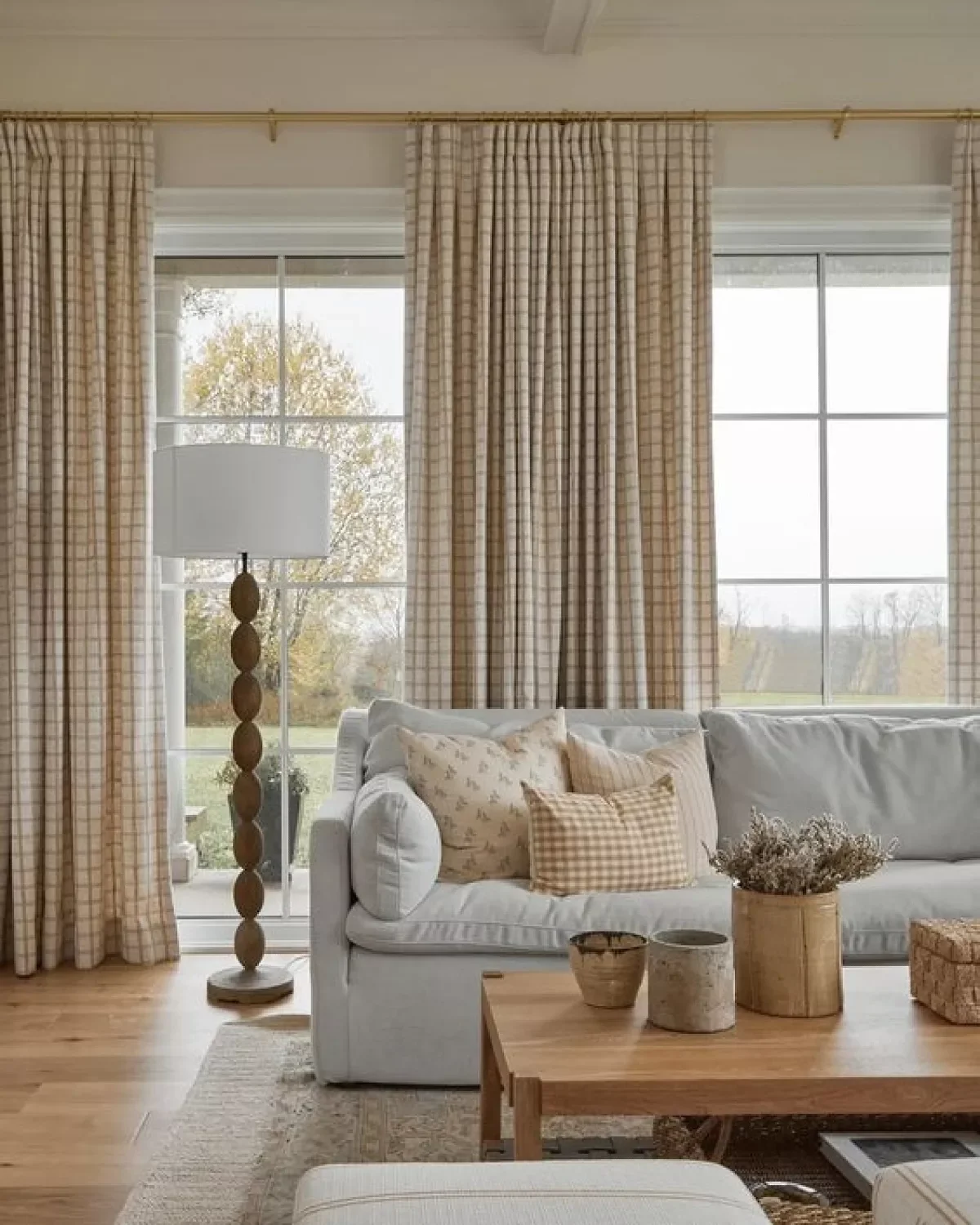 34 Classic Living Room Ideas That Never Go Out of Style Add Spindle Details