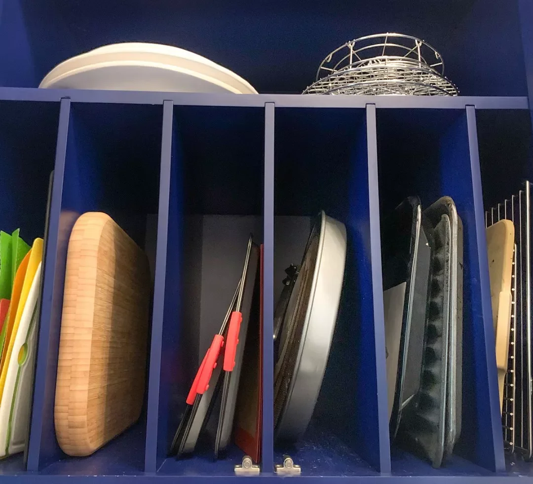 28 Kitchen Cabinet Organization Ideas That Will Transform Your Space Add Vertical Dividers