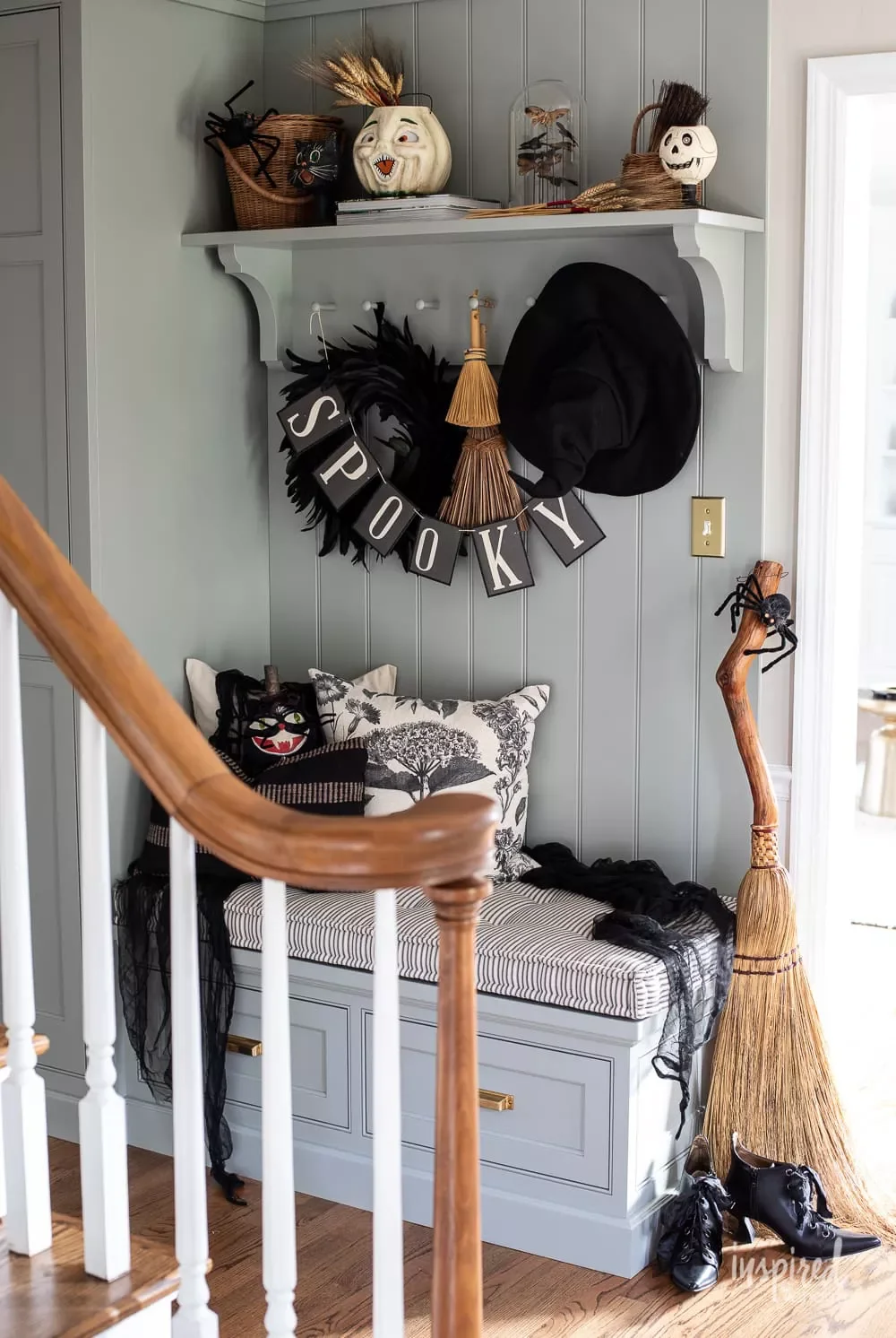 33 Stunning Fall Entryway Ideas That Transform Your Home for Autumn 31 Add Witch-Themed Decor
