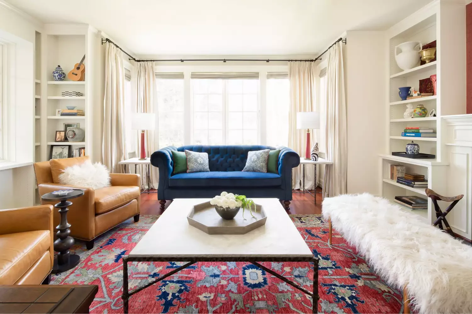 35 Spacious Living Room Ideas That Will Transform Your Large Space 30 Add a Bench for Extra Seating