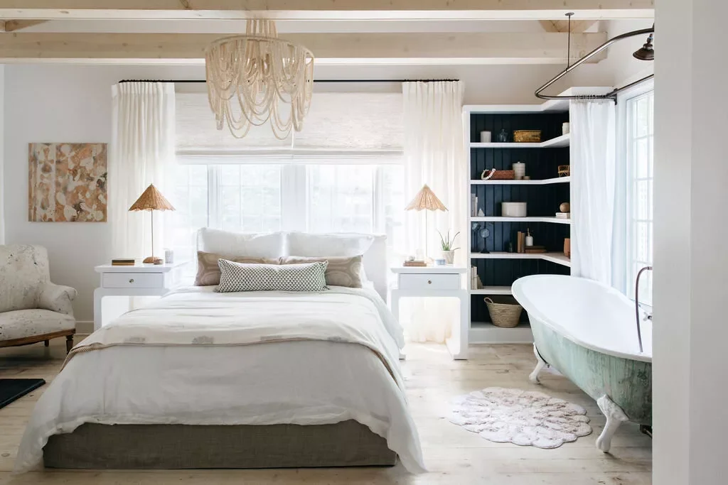 45 Cozy Bedroom Ideas That Will Transform Your Space Into a Dreamy Retreat 30 Add a Clawfoot Tub