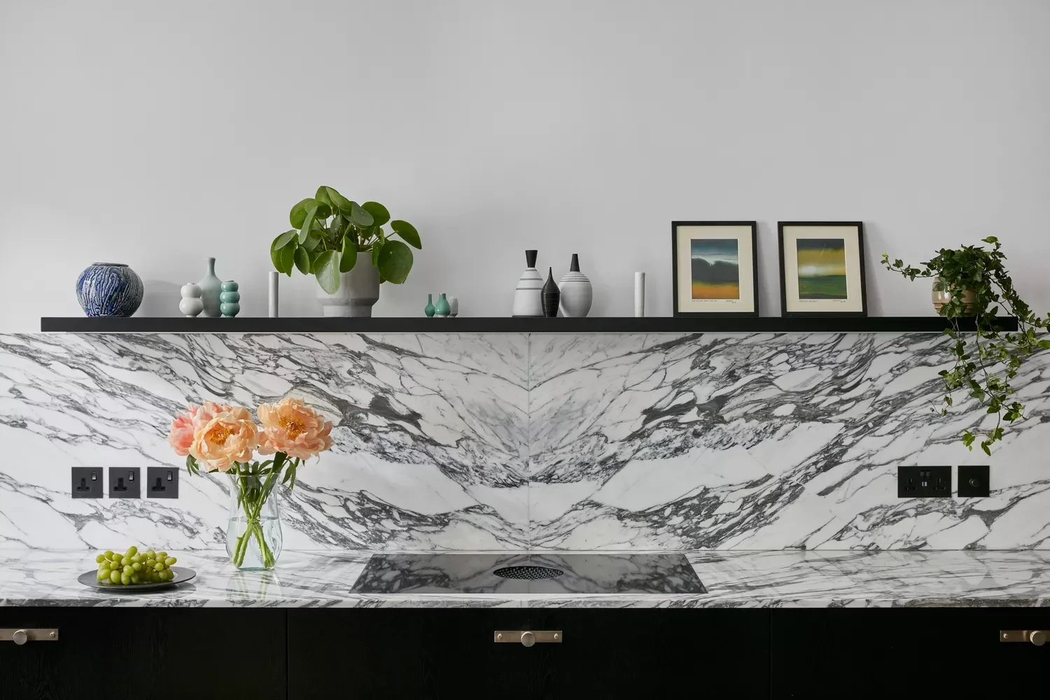 45 Shelf Styling Ideas That'll Transform Your Space Like a Design Pro 37 Add a Contemporary Feel