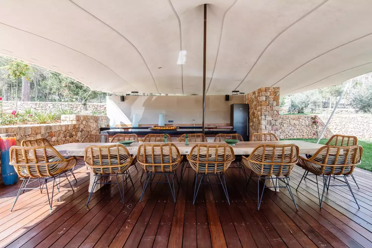 24 Stunning Covered Deck Ideas That Transform Your Outdoor Living Space 5 Add a Fabric Canopy