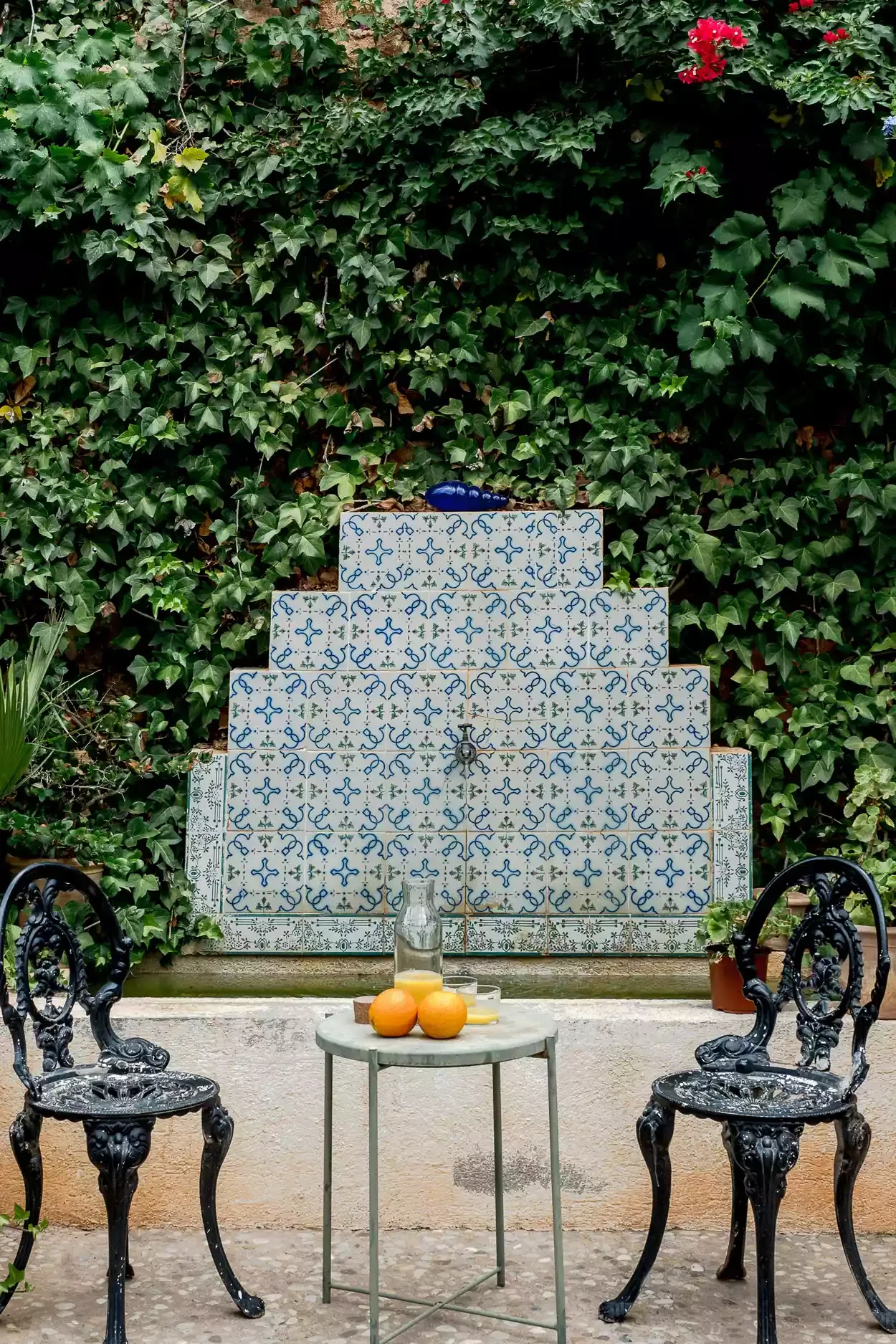 15 Charming Rustic Garden Design Ideas to Transform Your Outdoor Space Add a Fountain