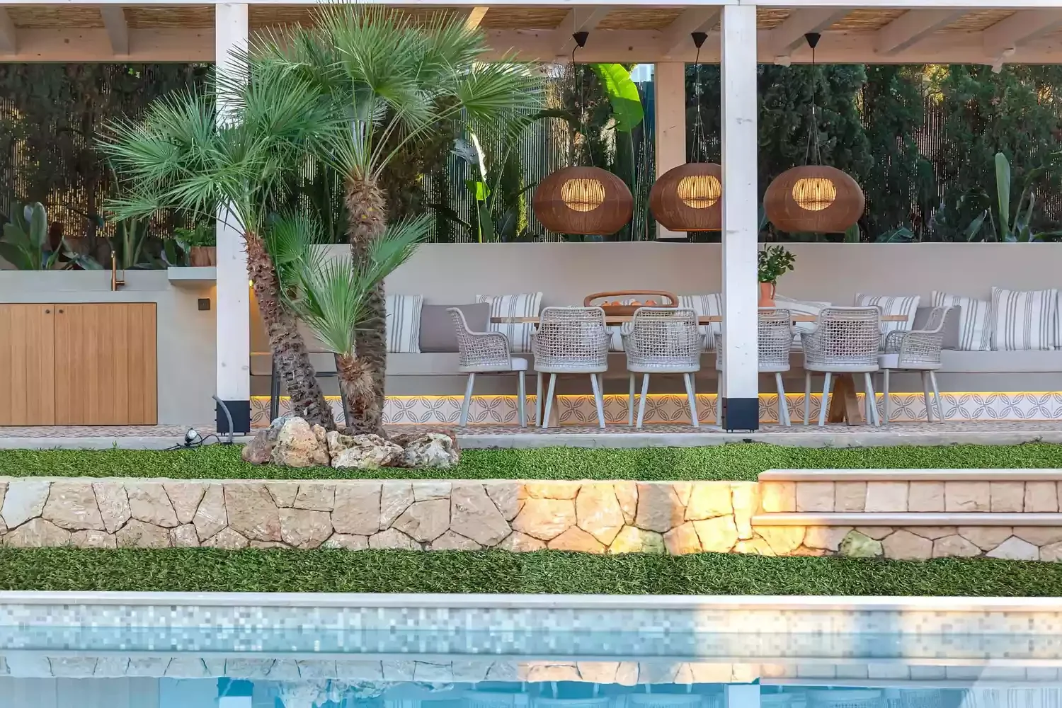 50 Creative Ways to Add Privacy to Your Patio Space 45 Add a Patio Roof