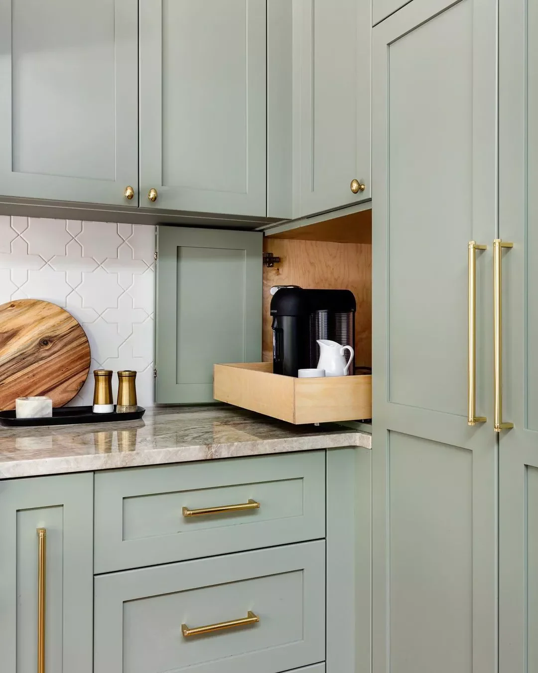 15 Brilliant Appliance Garage Ideas to Organize Your Kitchen in Style 11 Add a Pull-Out Drawer