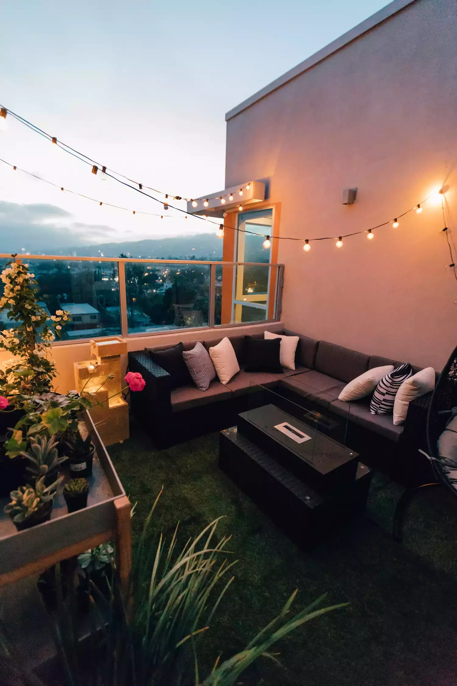 22 Creative Ways to Add Privacy to Your Balcony Space 22 Add a Second Railing