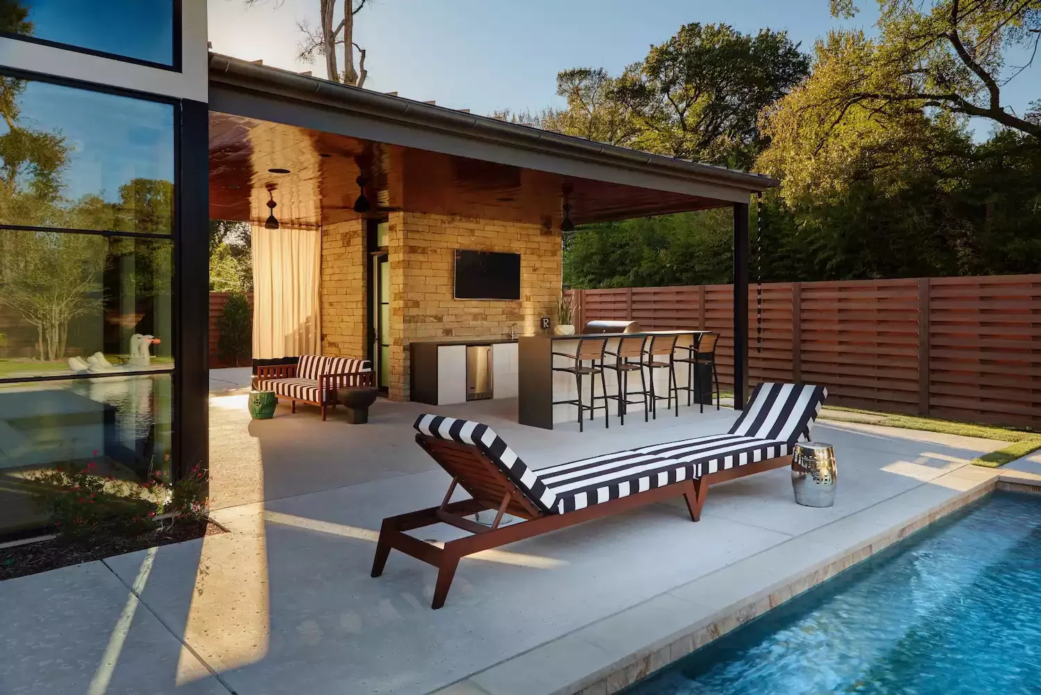 40 Stunning Outdoor Bar Ideas to Transform Your Backyard Entertainment Space 22 Add a Shady Pergola