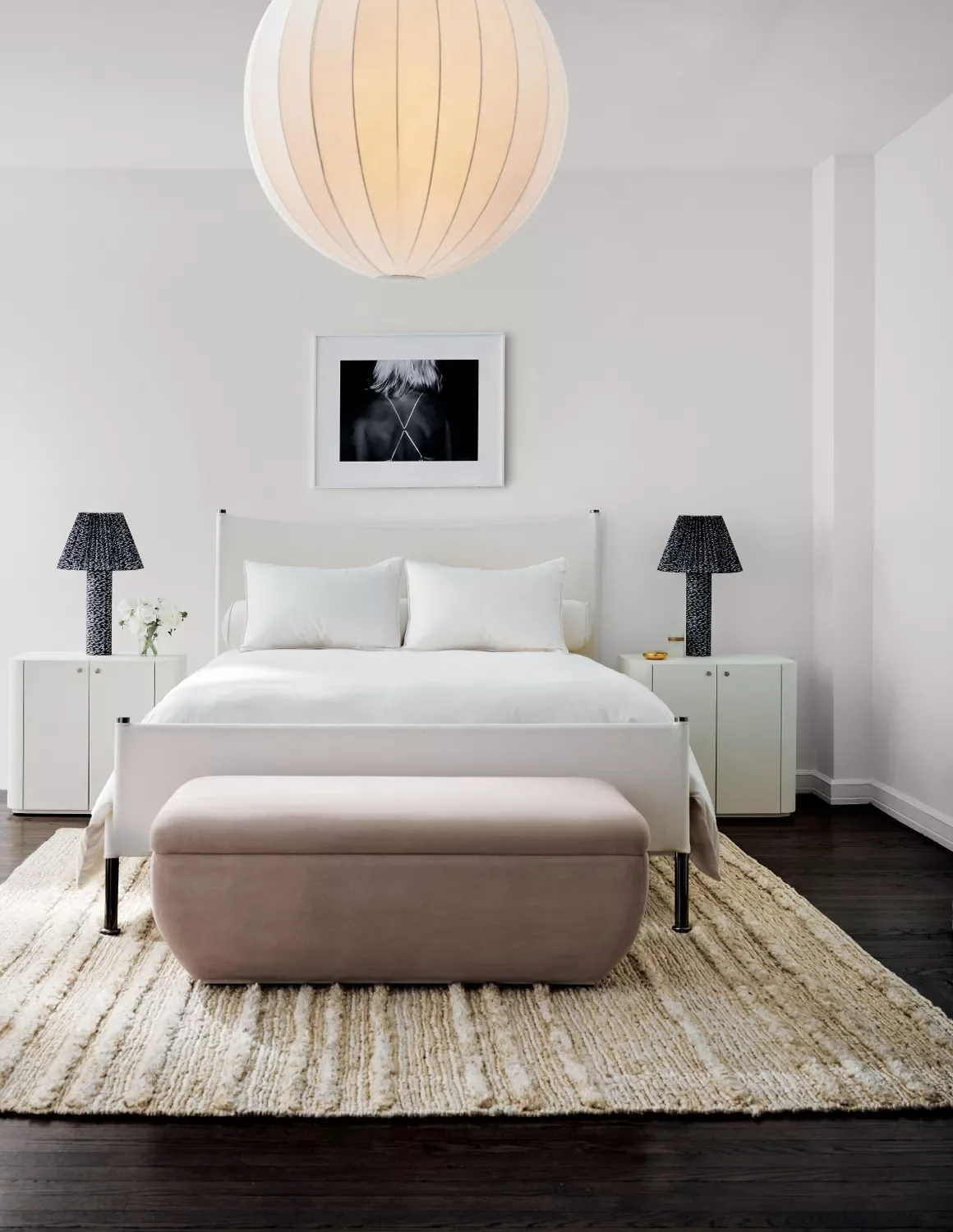 15 Retro Bedroom Ideas That Scream Pure 80s Nostalgia Add a Sleek Update