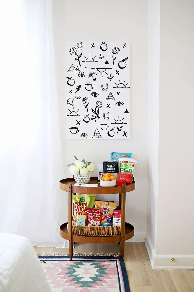22 Smart Guest Bedroom Ideas That Make Small Spaces Feel Huge 13 Add a Snacks Cart