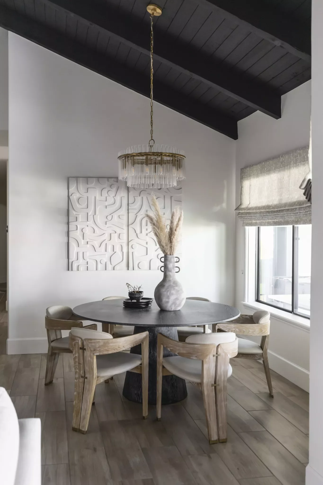 34 Stunning Dining Table Styling Ideas for Every Day of the Year 20 Add a Touch of Boho Style