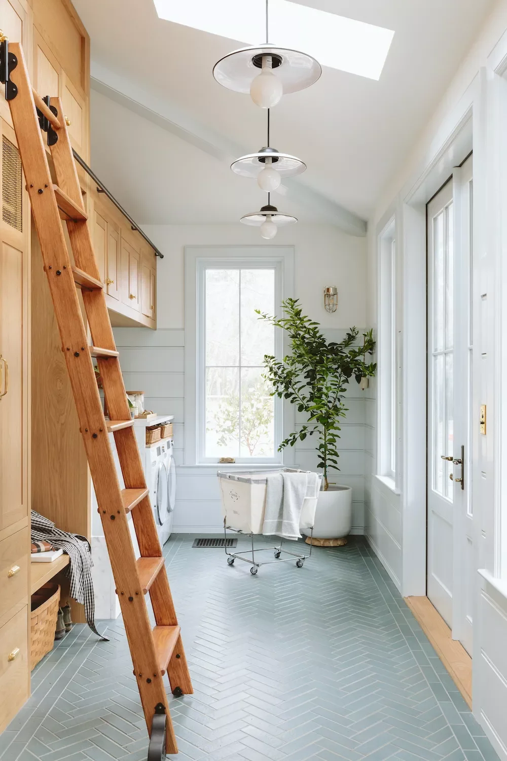 35 Stylish Mudroom and Laundry Room Combination Ideas That Maximize Space Add a Tree