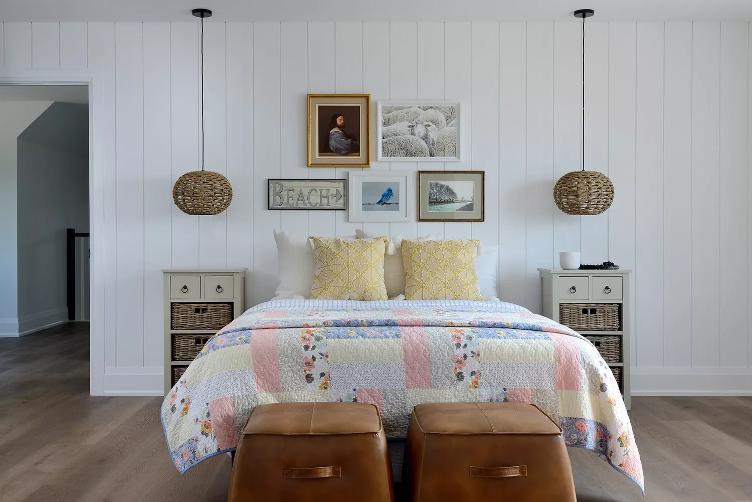 35 Stunning Beach-Inspired Bedroom Ideas That'll Transform Your Space 36 Add a Vintage Beach Sign