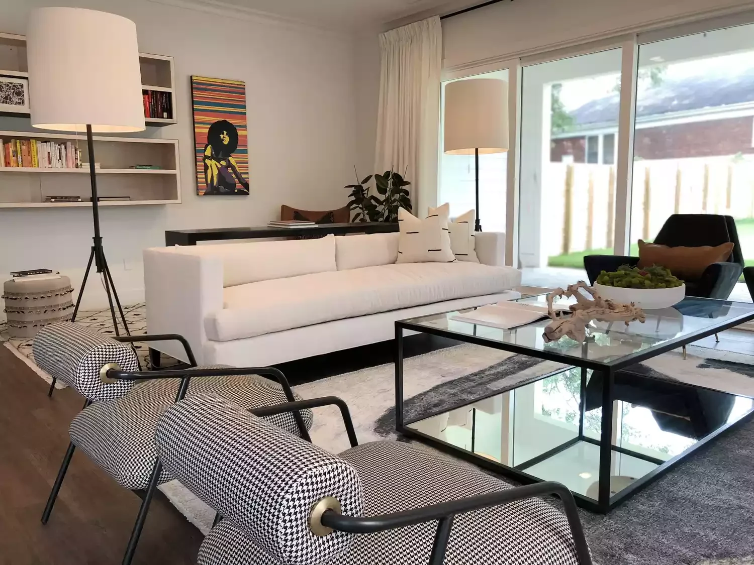 35 Spacious Living Room Ideas That Will Transform Your Large Space 24 Add an Oversized Coffee Table