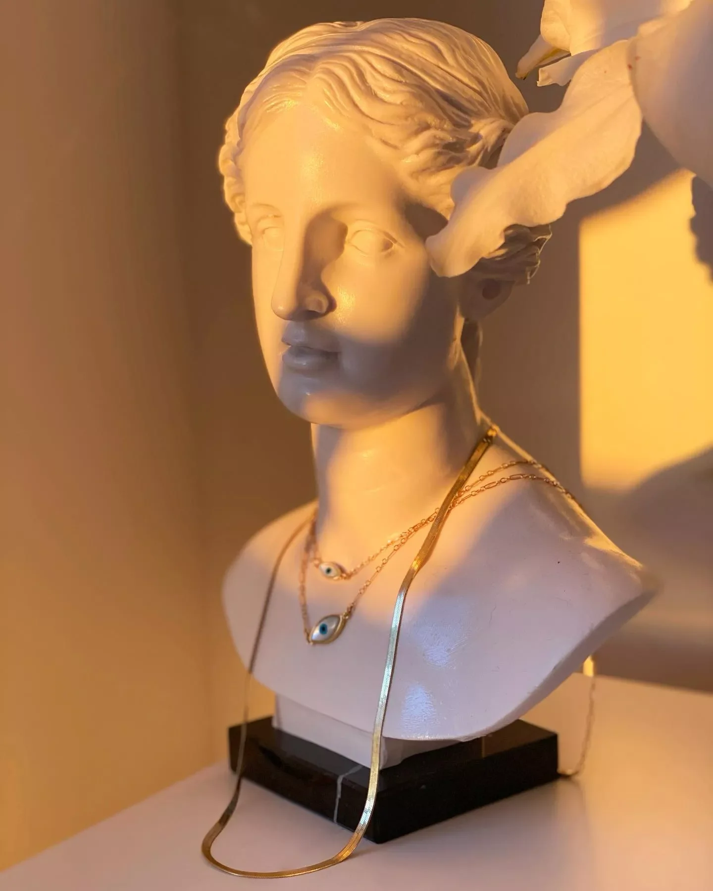 20 Creative Jewelry Organization Ideas That Beautify Your Space Adorn Sculptural Art With Wearable Art