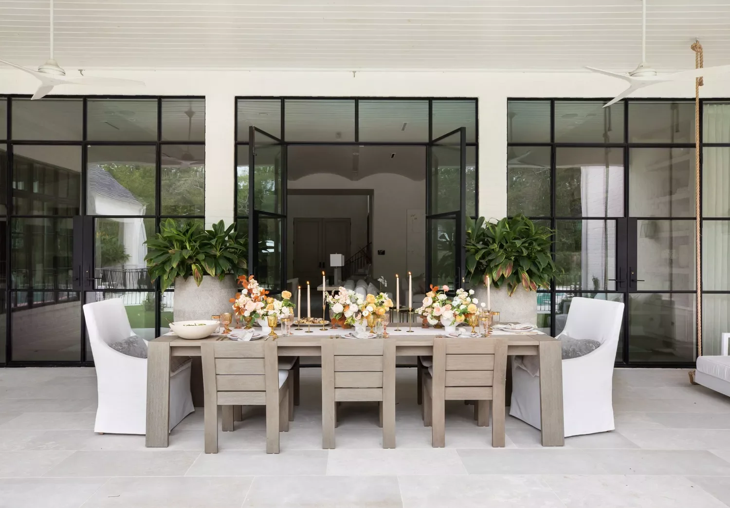 34 Stunning Tablescape Ideas to Transform Your Dining Experience All Year Long Al Fresco Tablescape