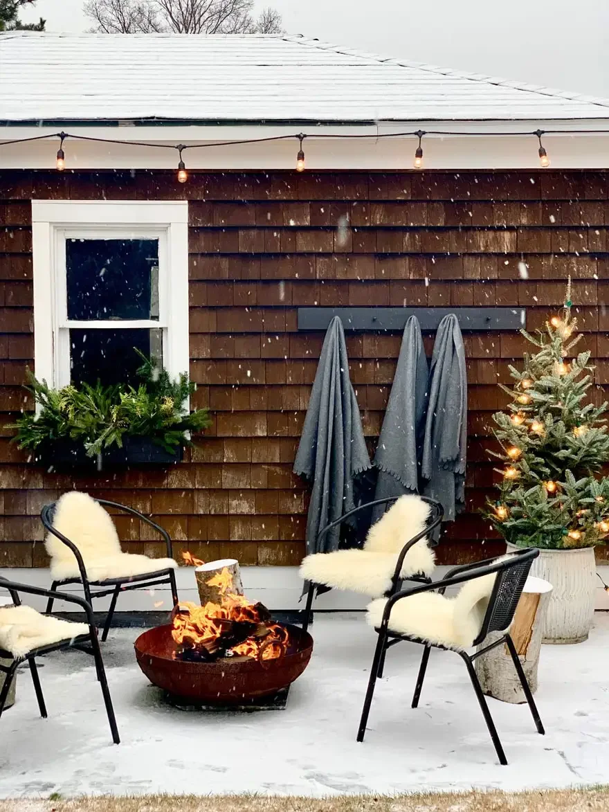 25 Amazing Backyard Transformations That'll Make Your Neighbors Totally Jealous 6 All-Weather Fire Pit Area